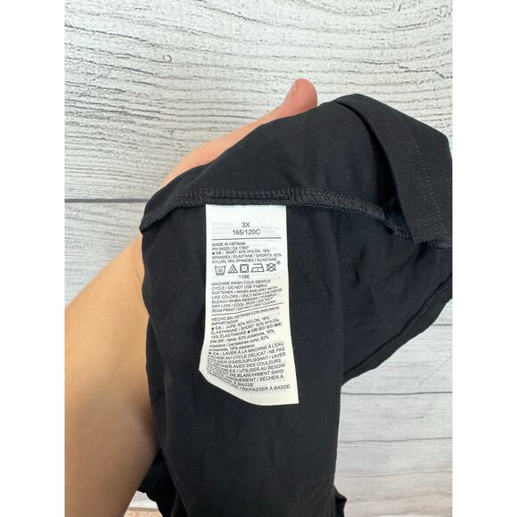 Old Navy Active Plus Size Black Studio Smooth Mid-Rise Mini Skort Size 3X - Picture 9 of 10